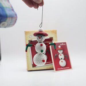 Vintage Hallmark “Over Par Snowman” 2004 Golf Ornament